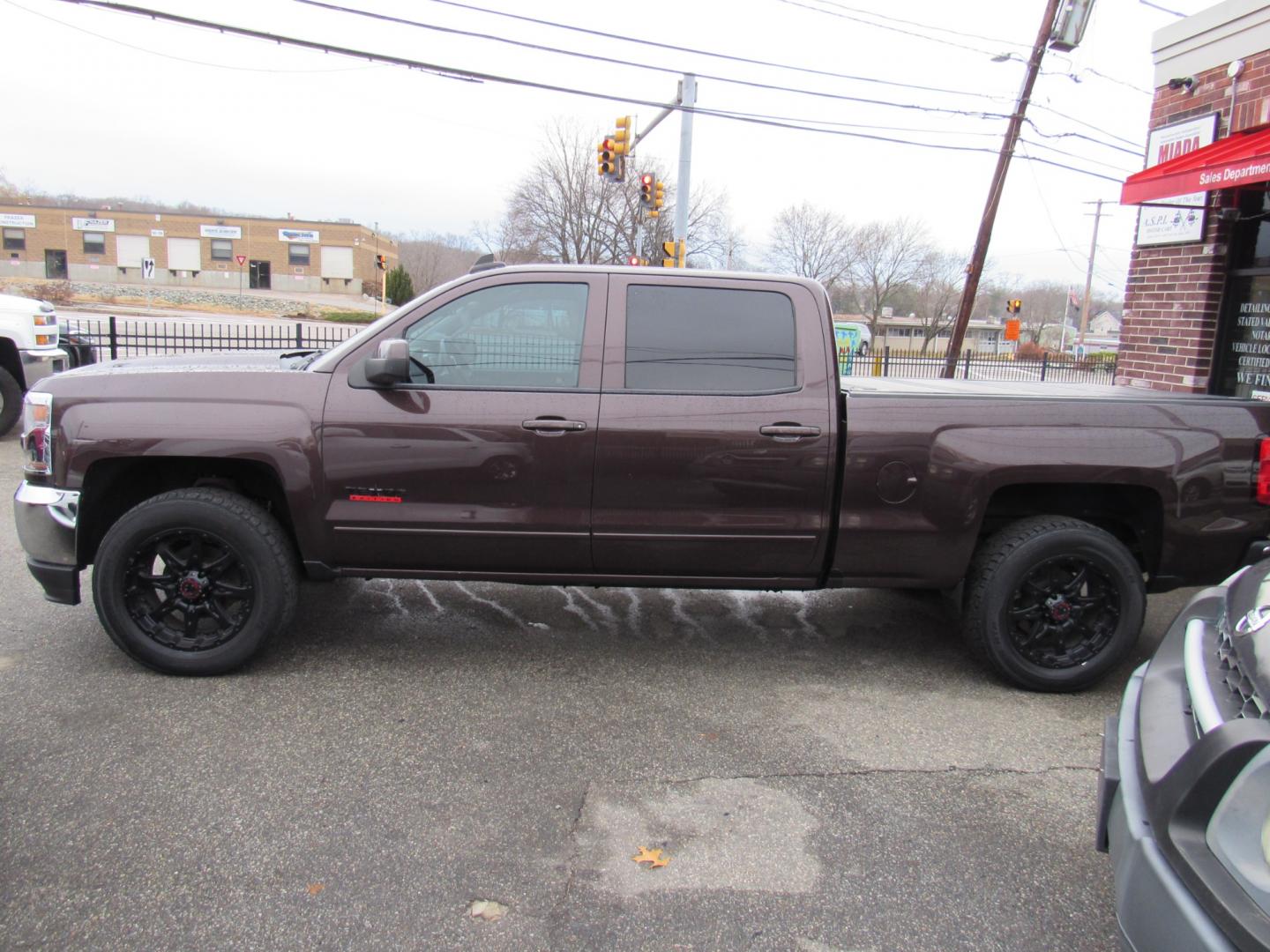 2016 Brown /Gray Chevrolet Silverado 1500 LT Texas Edition (3GCPCREC6GG) with an 5.3L V8 OHV 16V engine, Automatic transmission, located at 215 Milton St, Dedham, MA, 02026, (781) 329-5144, 42.241905, -71.157295 - Photo#3